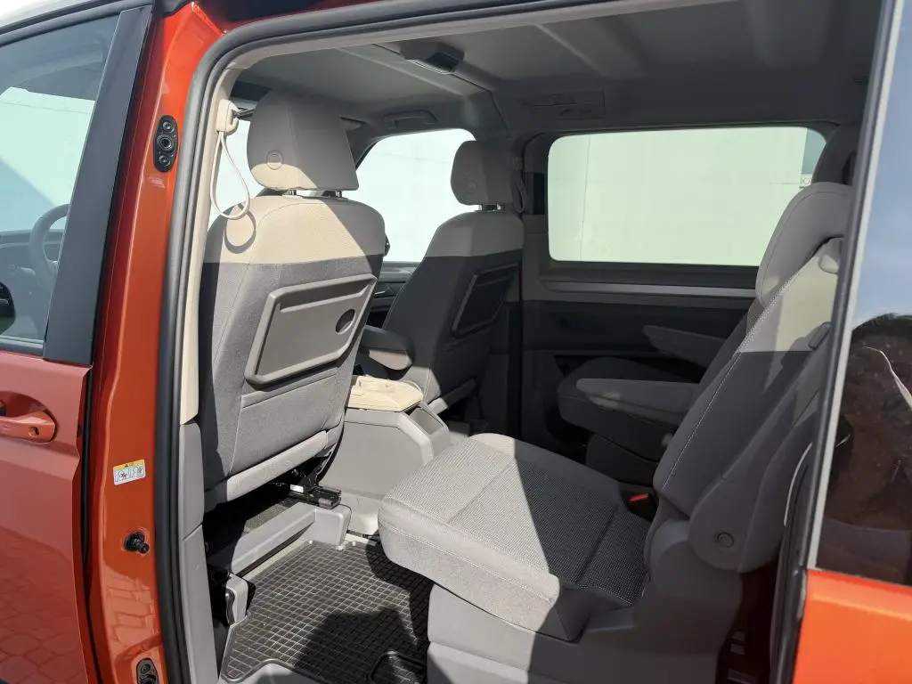 Volkswagen Multivan Long Life 7DSG 2,0TSI / 150kW