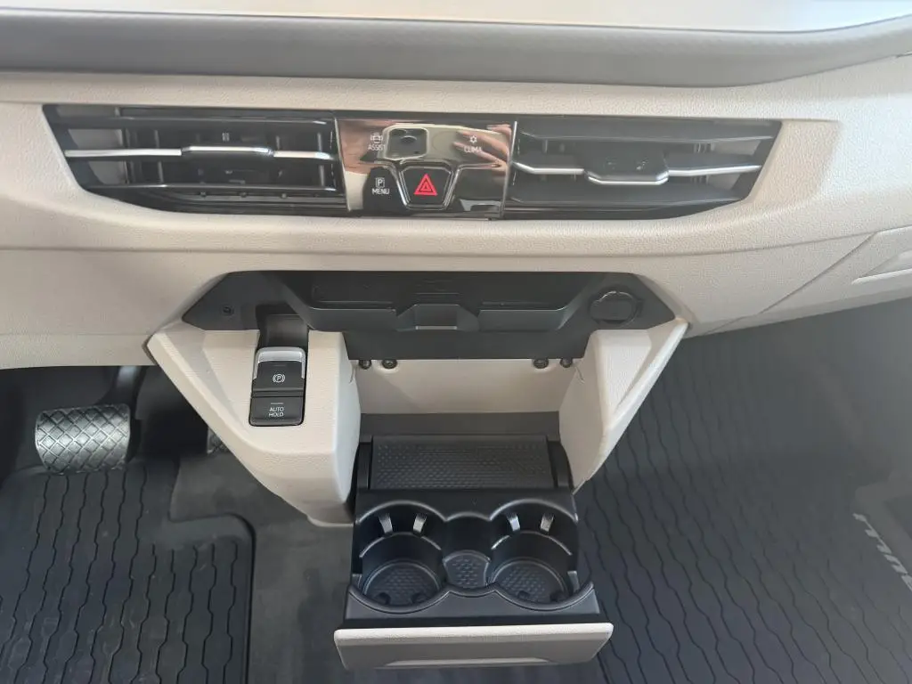 Volkswagen Multivan Long Life 7DSG 2,0TSI / 150kW