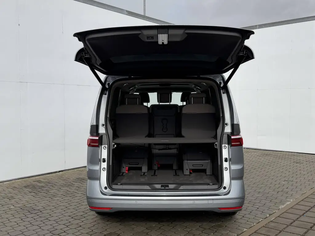 Volkswagen Multivan Long Life 7DSG 2,0TSI / 150kW