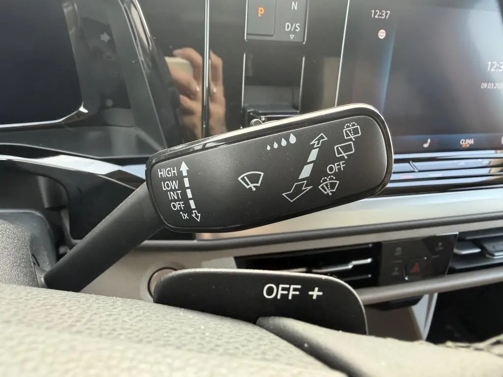 Volkswagen Multivan Long Life 7DSG 2,0TSI / 150kW