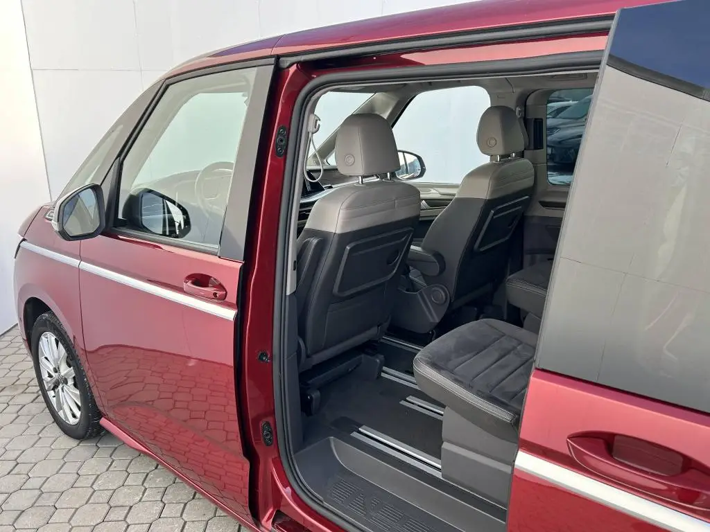 Volkswagen Multivan Style Long 7DSG 2,0TSi / 150kW