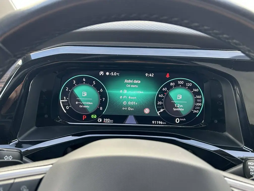 Volkswagen Multivan Style Long 7DSG 2,0TSi / 150kW