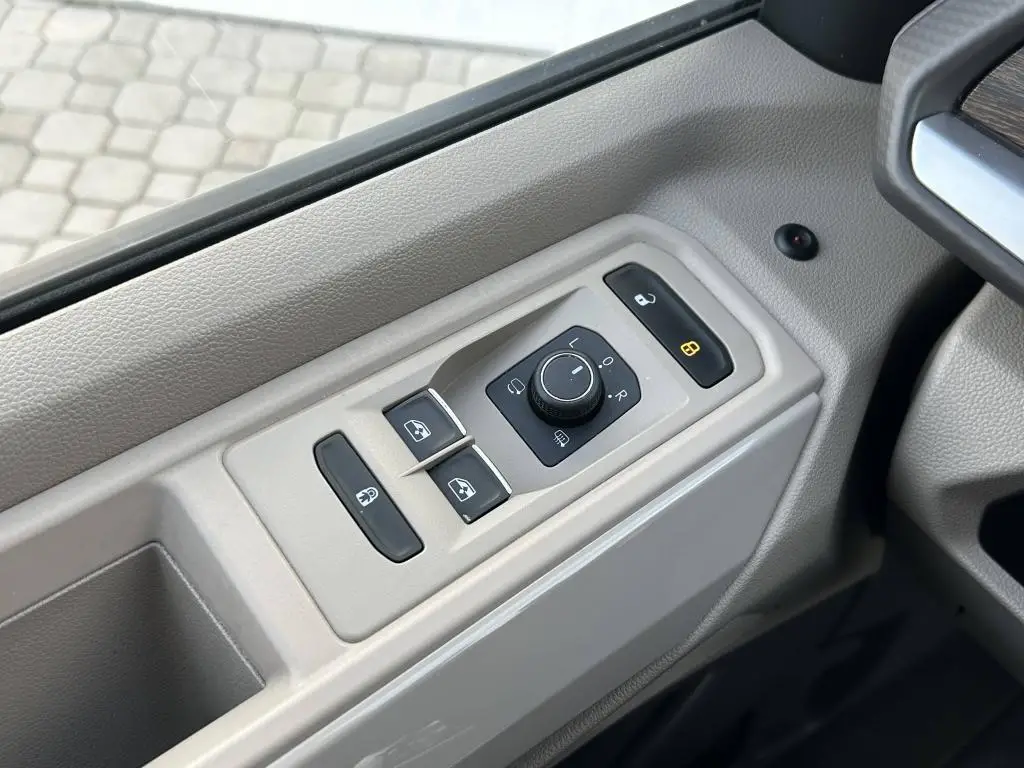 Volkswagen Multivan Style Long 7DSG 2,0TSi / 150kW