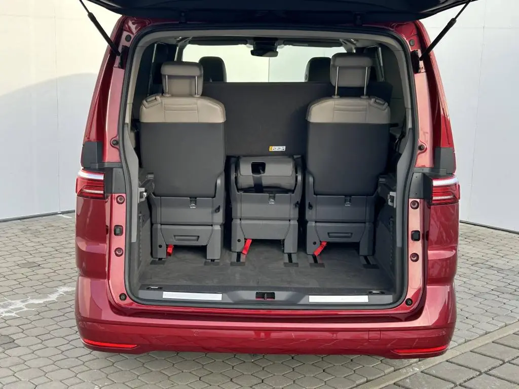 Volkswagen Multivan Style Long 7DSG 2,0TSi / 150kW