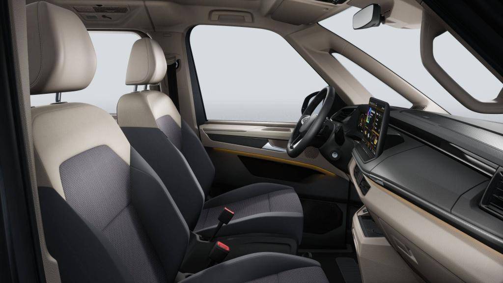 Volkswagen Multivan Trend 7DSG 2,0TDI / 110kW (5 míst)