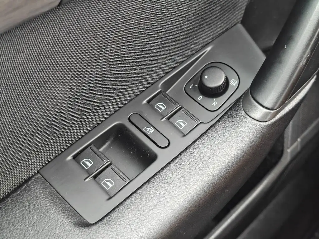 Volkswagen Ostatní Passat Var.Comfortline 2,0 TDI DPF / 103kW