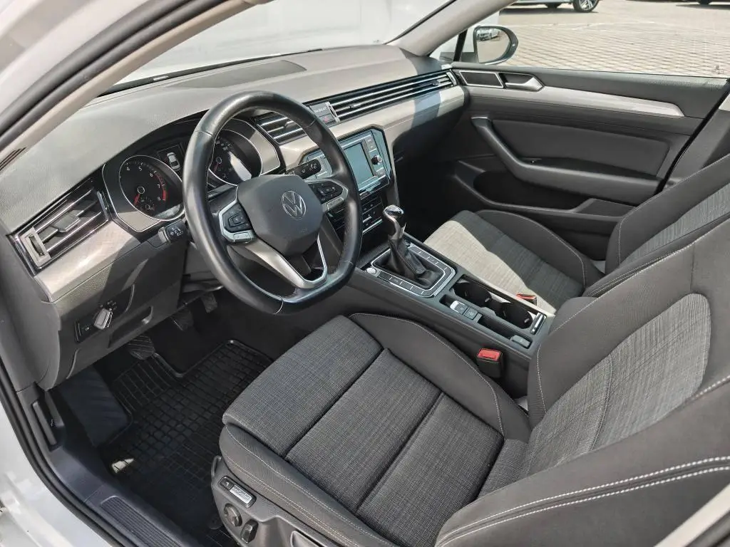 Volkswagen Passat Business 1,5TSI  / 110kW