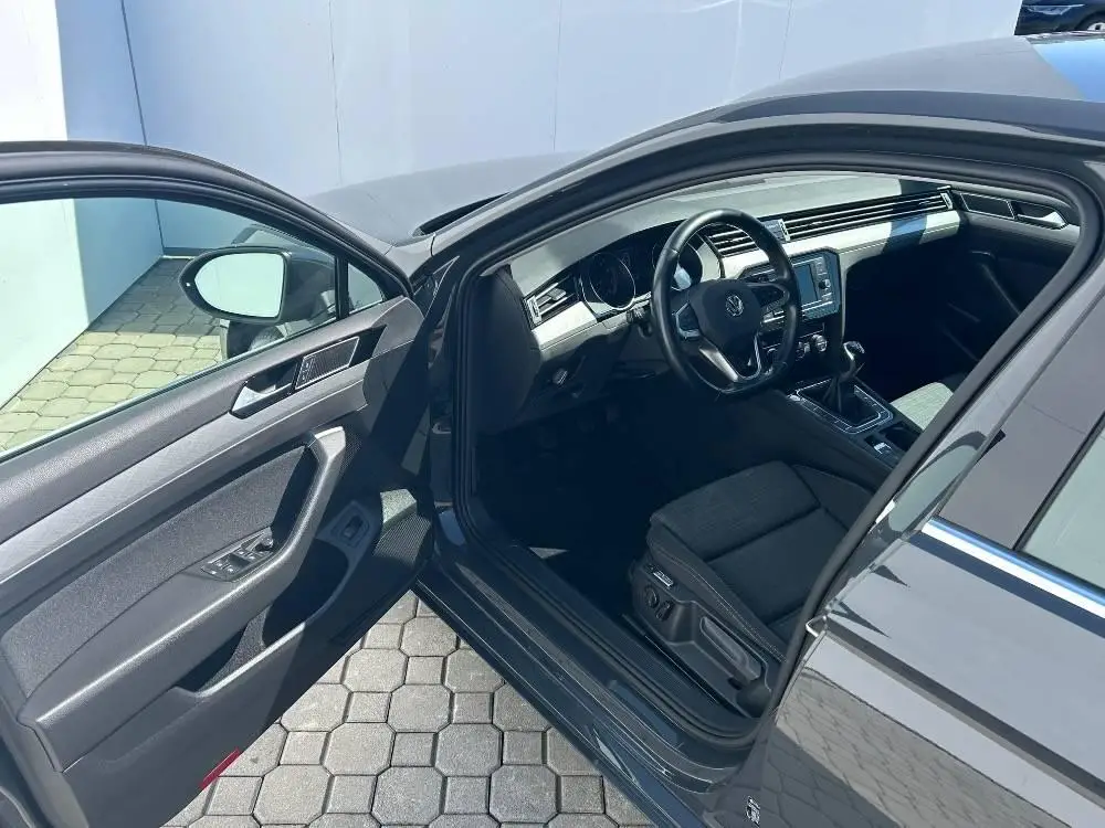 Volkswagen Passat Business 1,5TSI  / 110kW