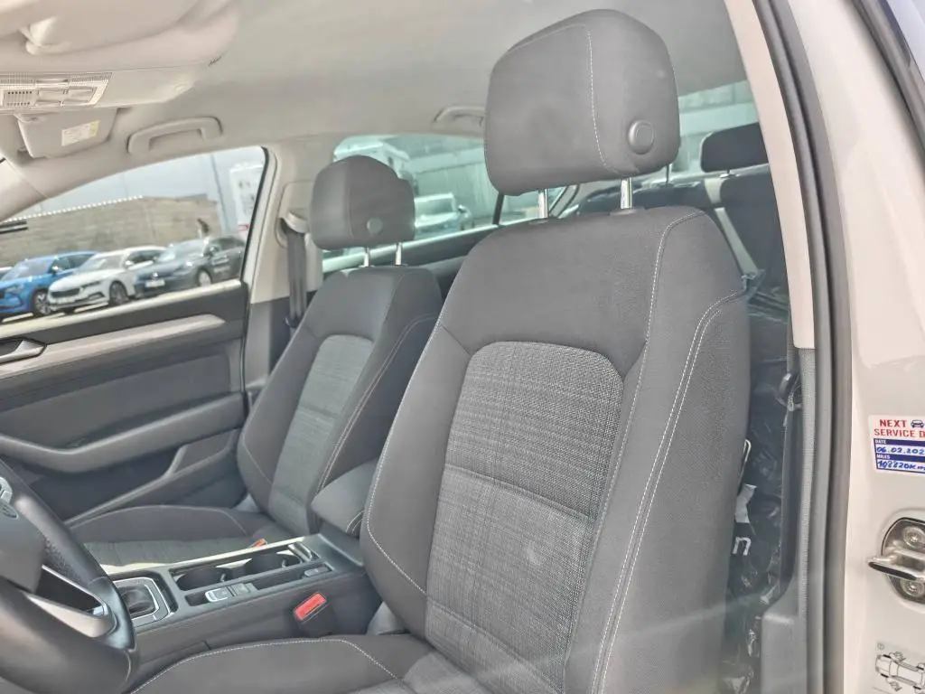 Volkswagen Passat Business 1,5TSI  / 110kW