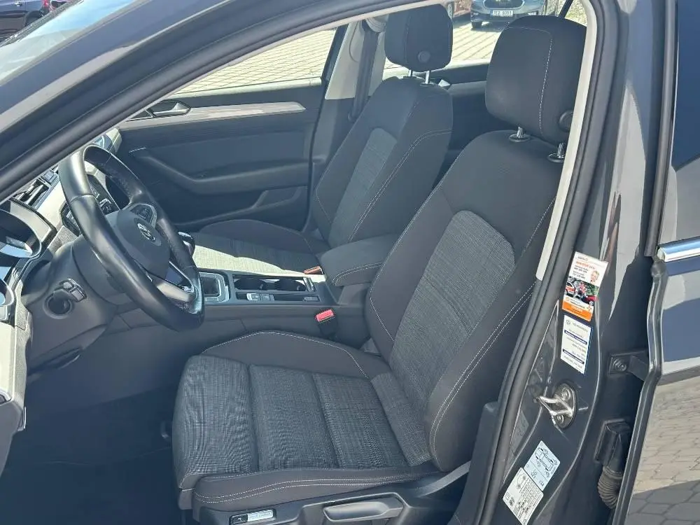Volkswagen Passat Business 1,5TSI  / 110kW