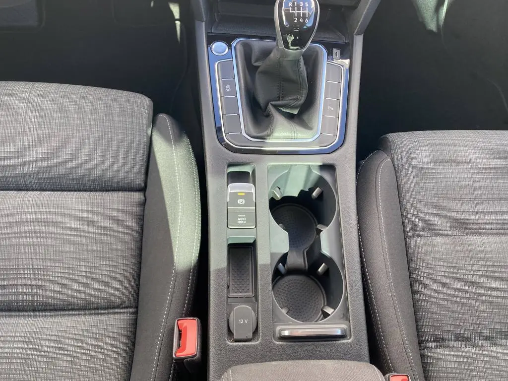 Volkswagen Passat Business 1,5TSI  / 110kW