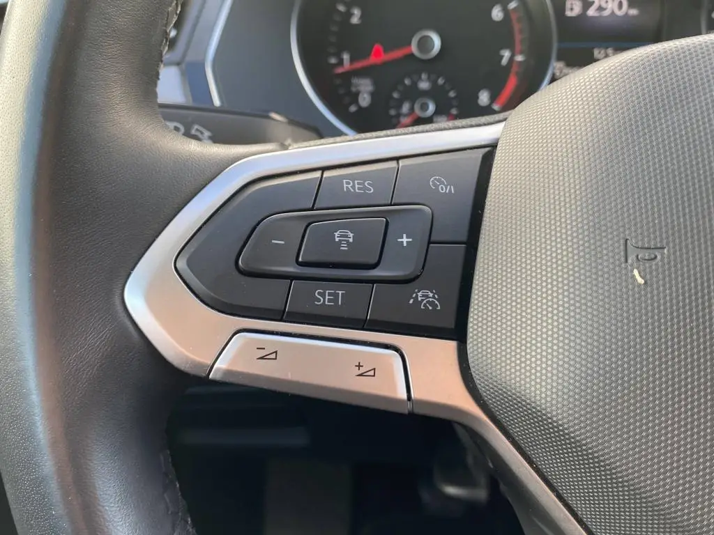 Volkswagen Passat Business 1,5TSI  / 110kW