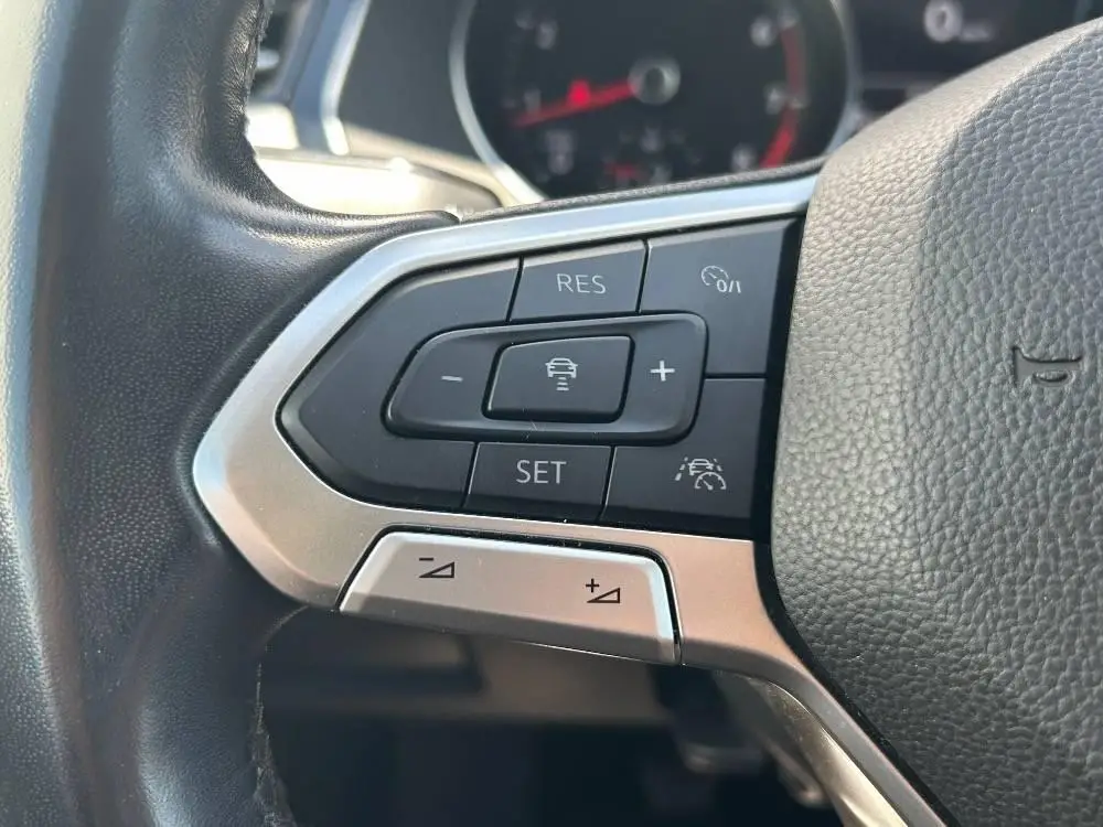 Volkswagen Passat Business 1,5TSI  / 110kW