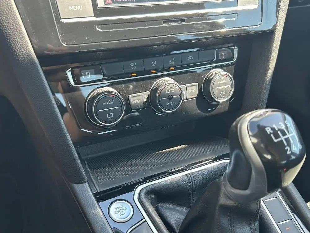 Volkswagen Passat Business 1,5TSI  / 110kW