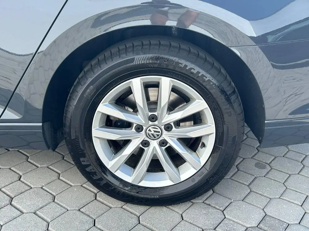 Volkswagen Passat Business 1,5TSI  / 110kW