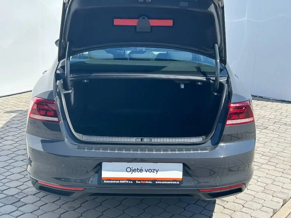 Volkswagen Passat Business 1,5TSI  / 110kW