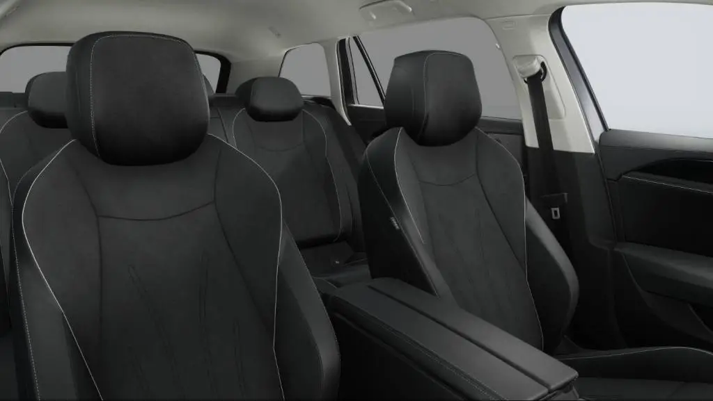 Volkswagen Passat Business 7DSG mHEV 1,5eTSI / 110kW