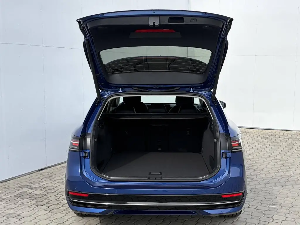 Volkswagen Passat Elegance 7DSG 2,0TDI / 110kW