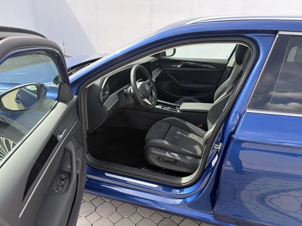 Volkswagen Passat Elegance 7DSG 2,0TDI / 110kW