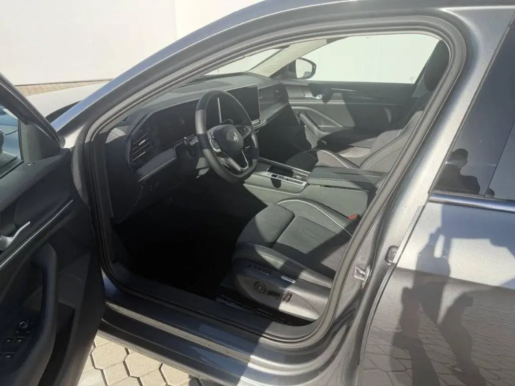 Volkswagen Passat Life 7DSG 2,0TDI / 110kW