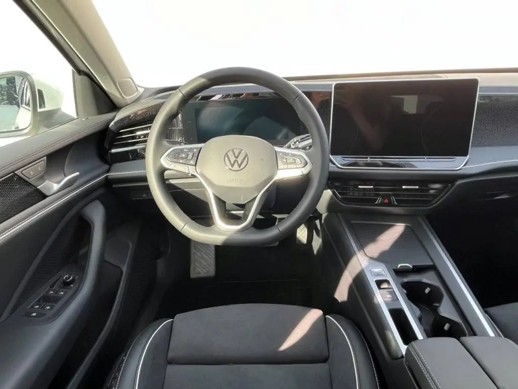 Volkswagen Passat Life 7DSG 2,0TDI / 110kW