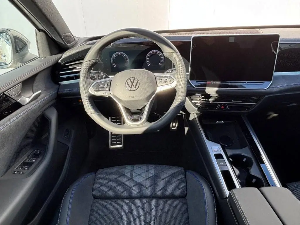 Volkswagen Passat R-Line Family 7DSG 2,0TDI / 110kW