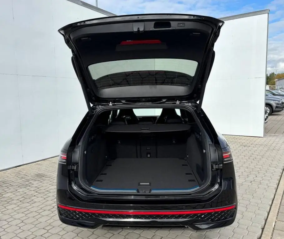 Volkswagen Passat R-Line Family 7DSG 2,0TDI / 110kW