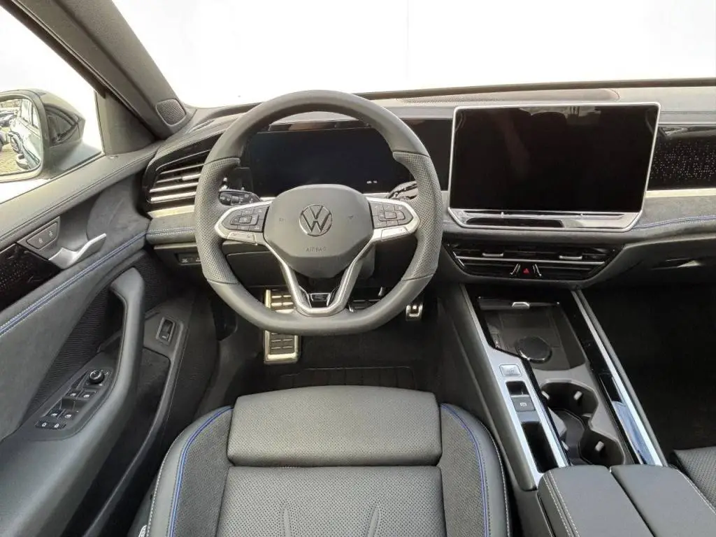 Volkswagen Passat R-Line Family 7DSG 2,0TDI / 110kW