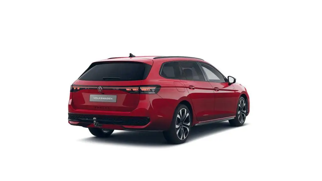 Volkswagen Passat R-Line Family 7DSG 2,0TSI / 150kW