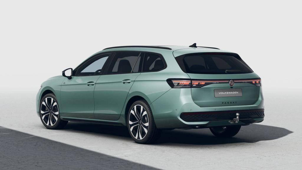 Volkswagen Passat R-Line Family 7DSG 2,0TSI / 150kW