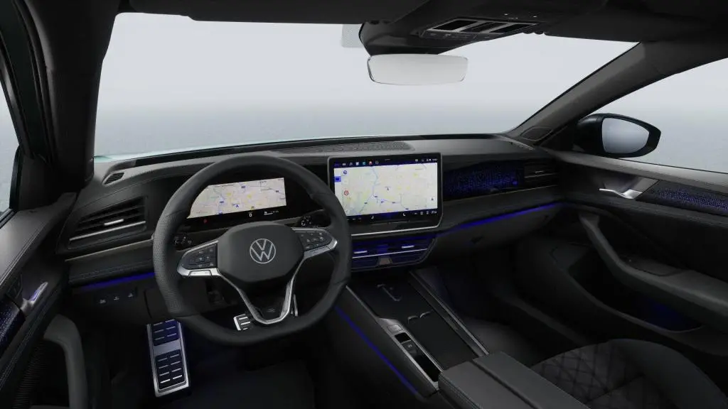 Volkswagen Passat R-Line Family 7DSG 2,0TSI / 150kW