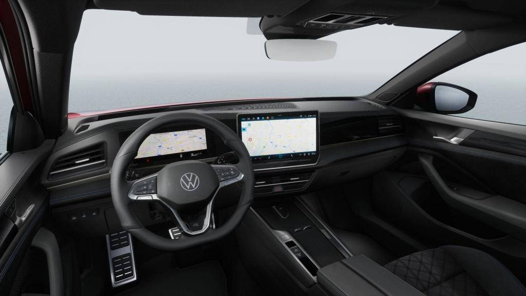 Volkswagen Passat R-Line People 7DSG 2,0TSI / 150kW