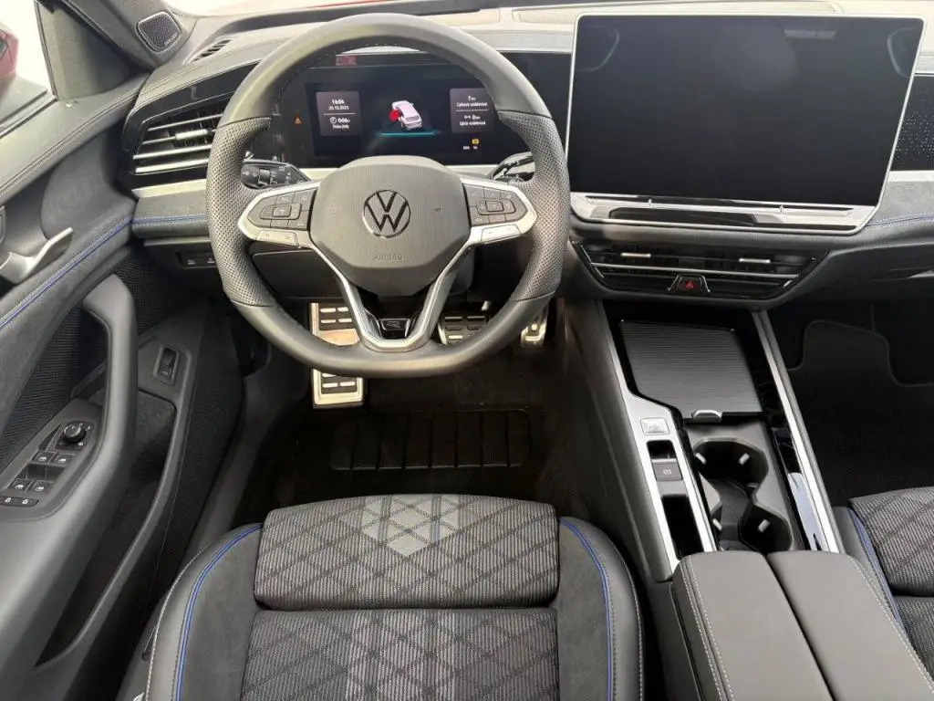 Volkswagen Passat R-Line People 7DSG 2,0TDI / 110kW