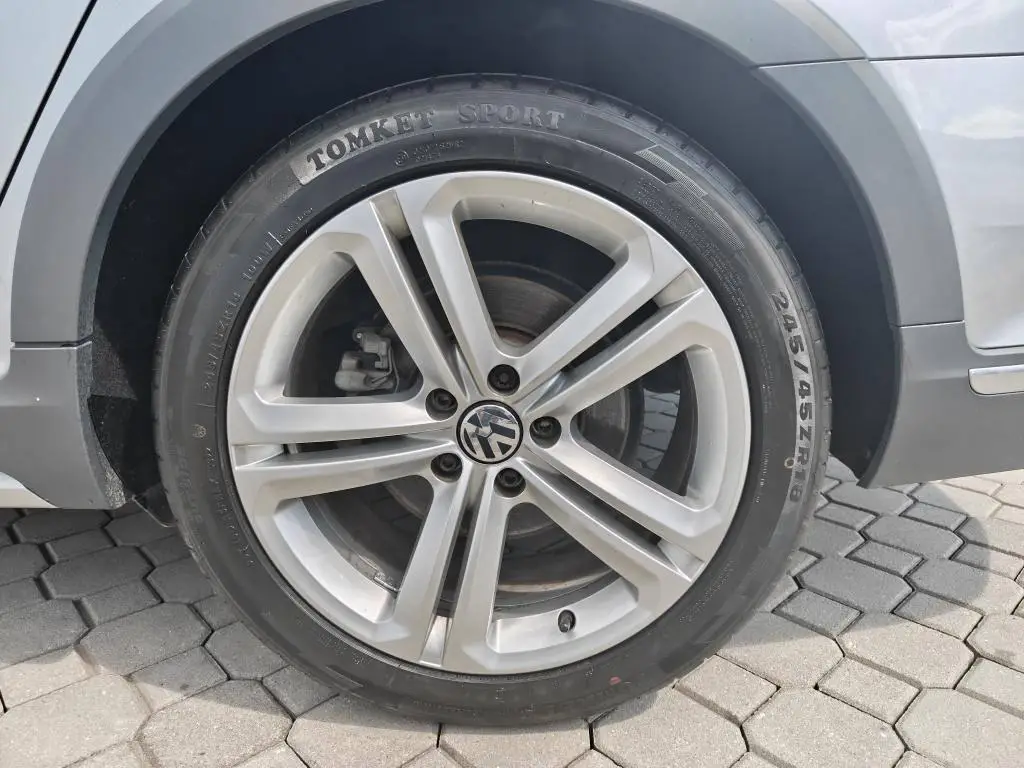 Volkswagen Passat Variant Alltrack 7DSG 4Motion 2,0TDi / 147kW