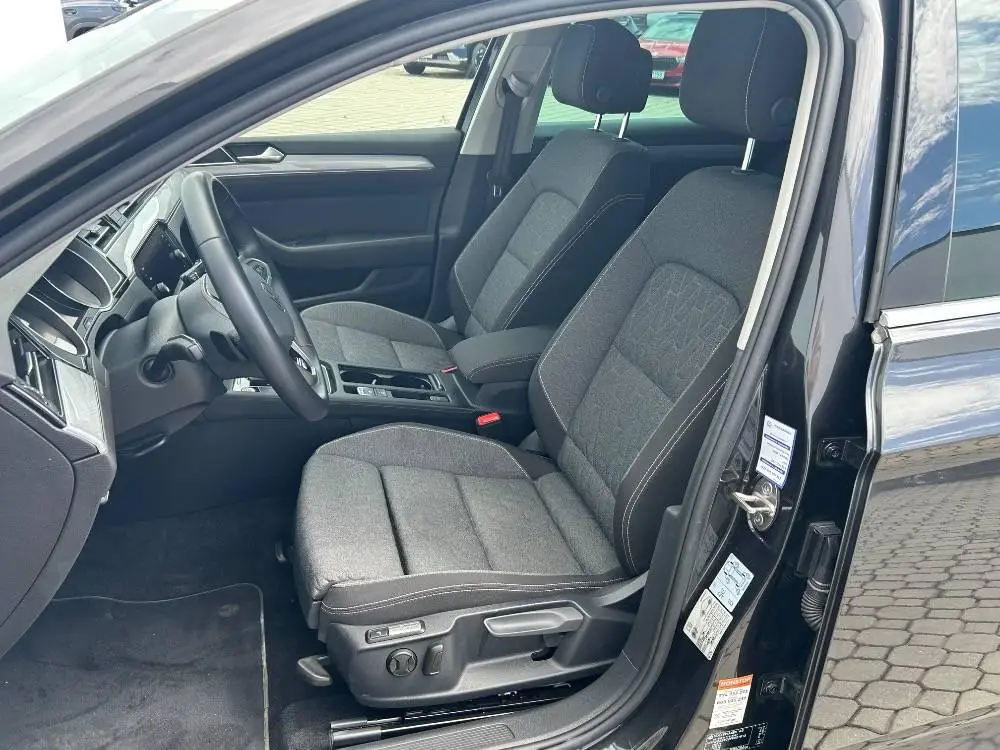 Volkswagen Passat Variant Business  2,0TDi / 110kW