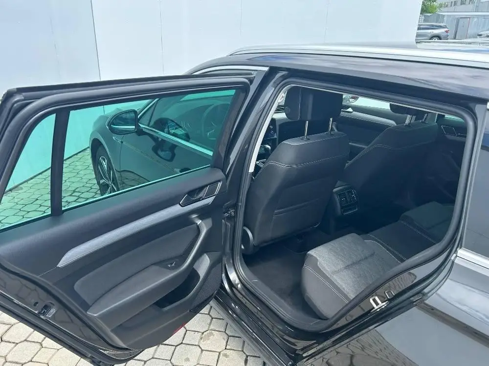 Volkswagen Passat Variant Business  2,0TDi / 110kW