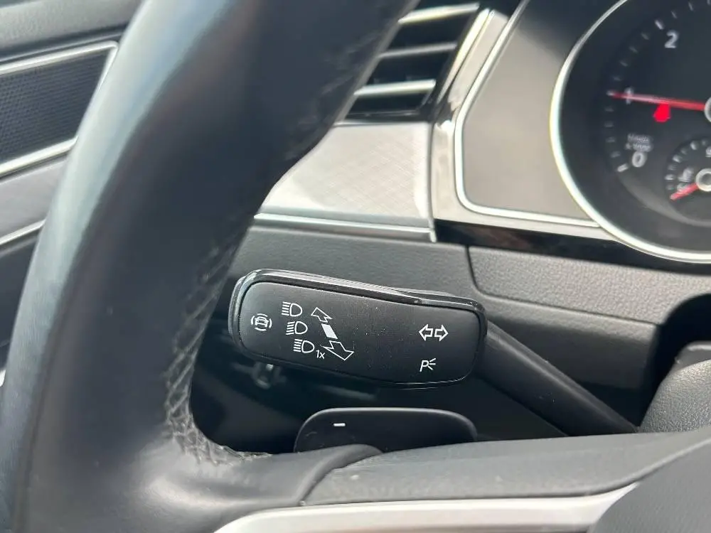 Volkswagen Passat Variant Business  2,0TDi / 110kW