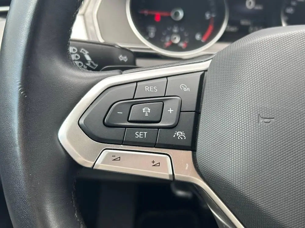 Volkswagen Passat Variant Business  2,0TDi / 110kW