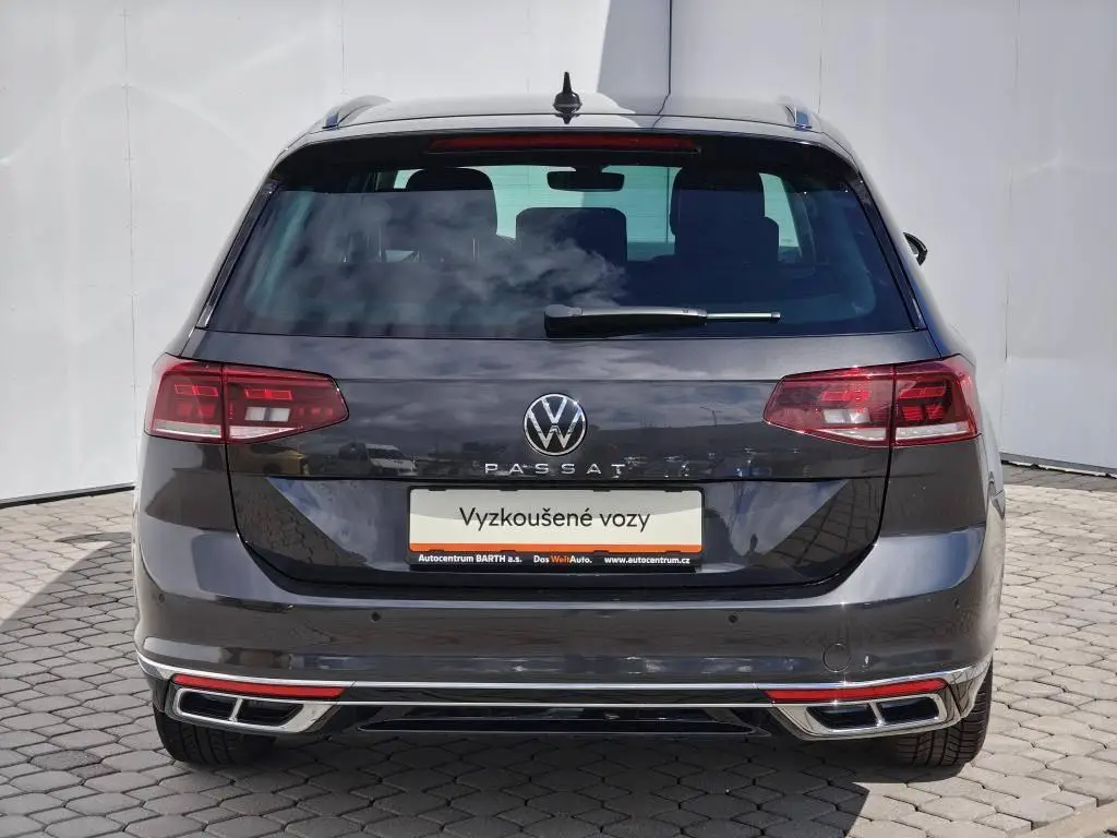 Volkswagen Passat Variant Business  2,0TDi / 110kW