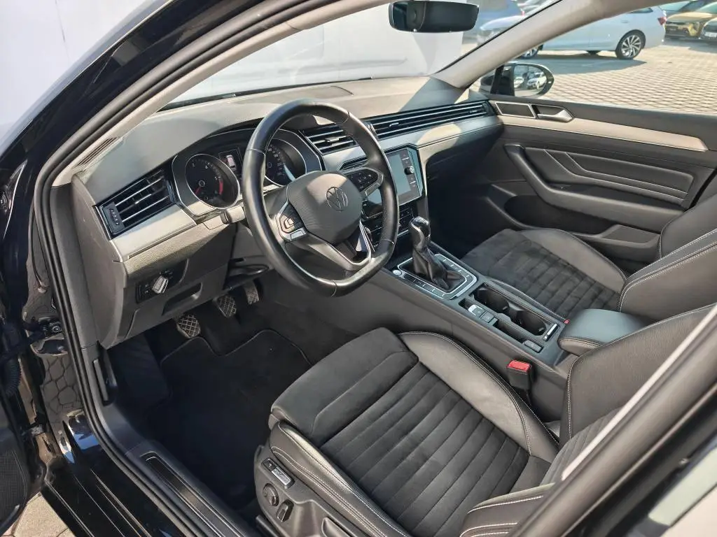 Volkswagen Passat Variant Elegance 6G 2,0TDi / 110kW