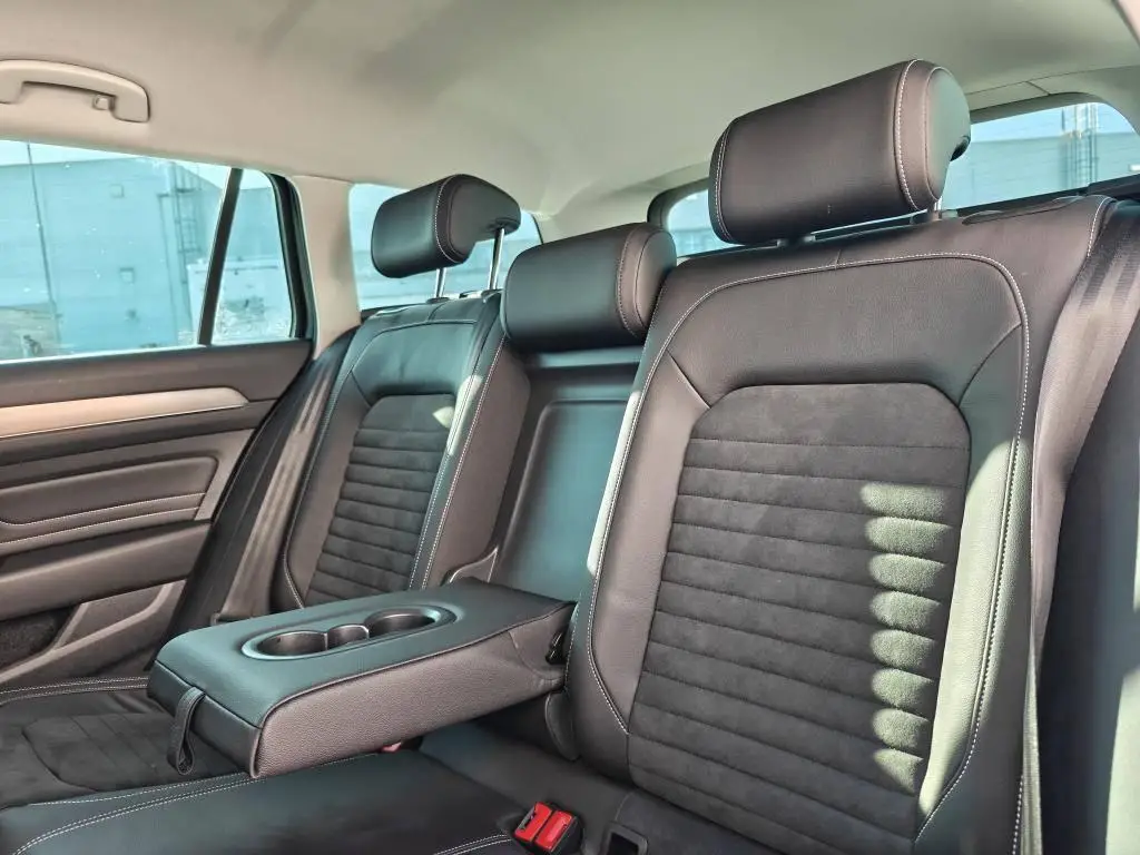Volkswagen Passat Variant Elegance 6G 2,0TDi / 110kW