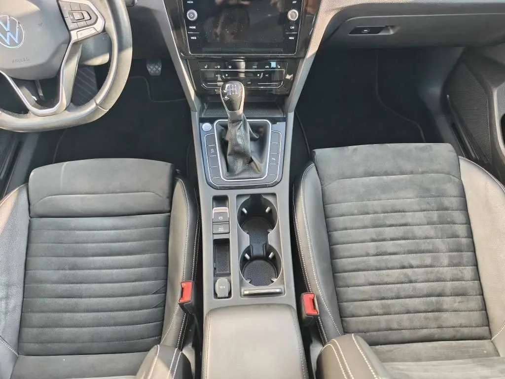 Volkswagen Passat Variant Elegance 6G 2,0TDi / 110kW