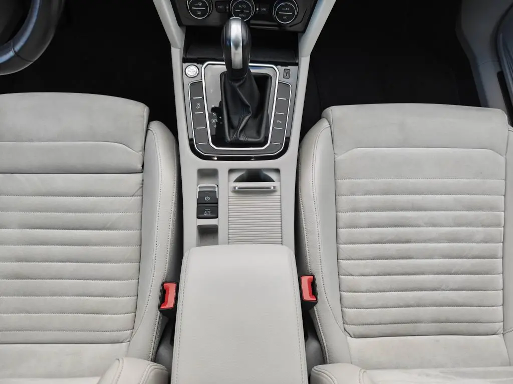 Volkswagen Passat Variant Elegance 7DSG 1,5TSi / 110kW