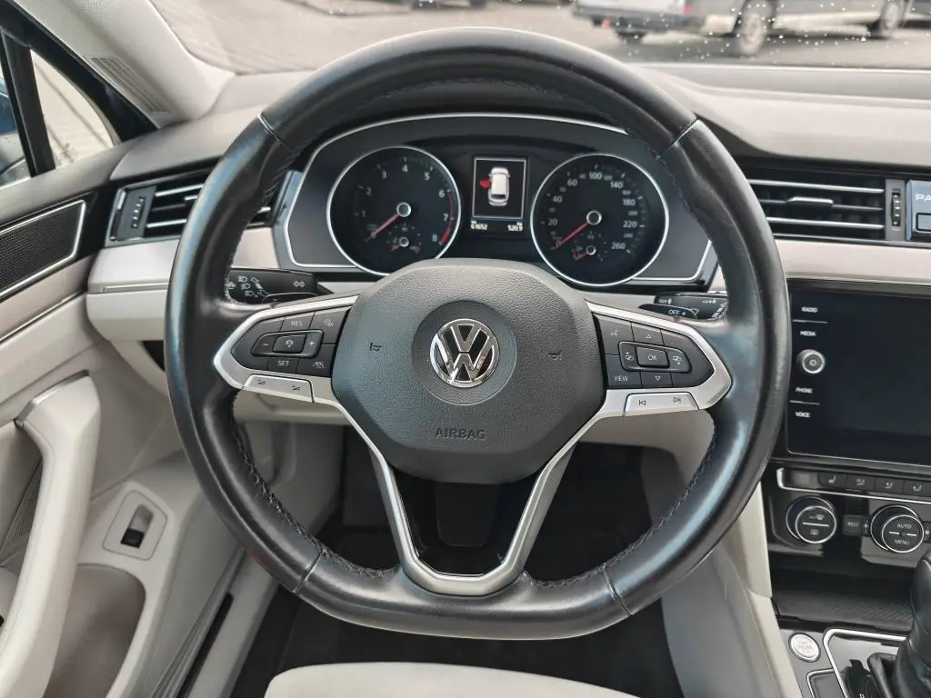 Volkswagen Passat Variant Elegance 7DSG 1,5TSi / 110kW