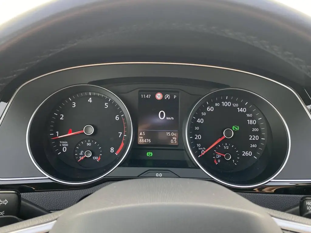 Volkswagen Passat Variant Elegance 7DSG 1,5TSi / 110kW