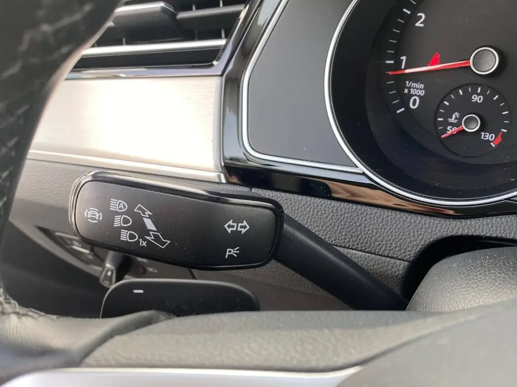 Volkswagen Passat Variant Elegance 7DSG 1,5TSi / 110kW