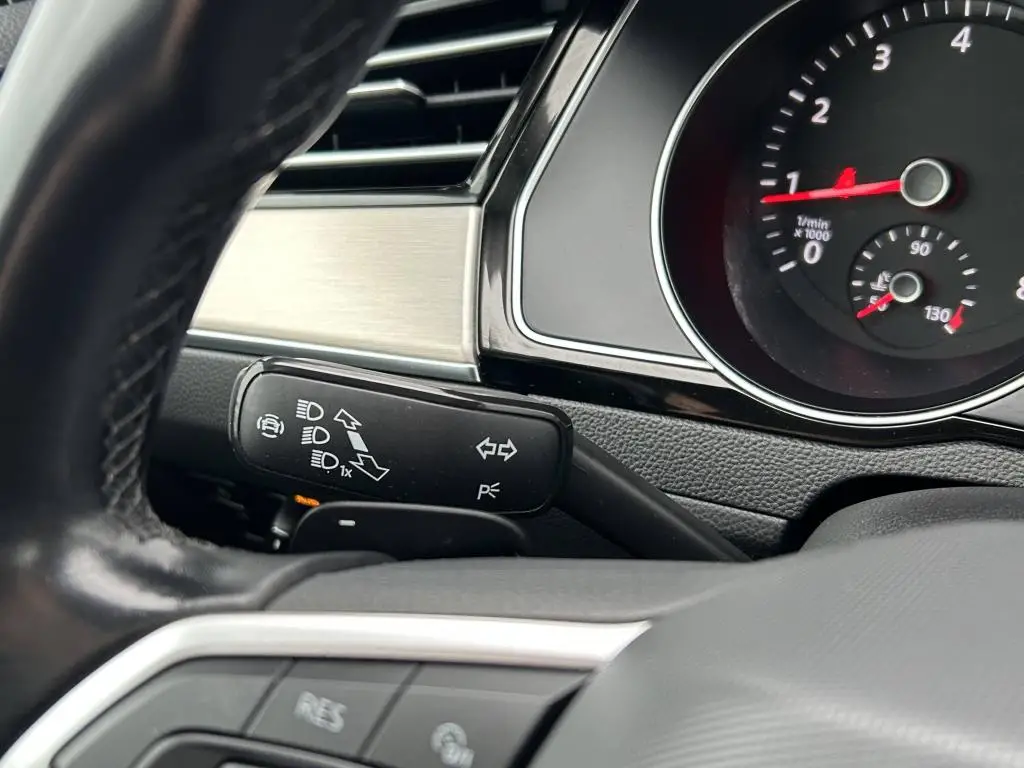 Volkswagen Passat Variant Elegance 7DSG 1,5TSi / 110kW