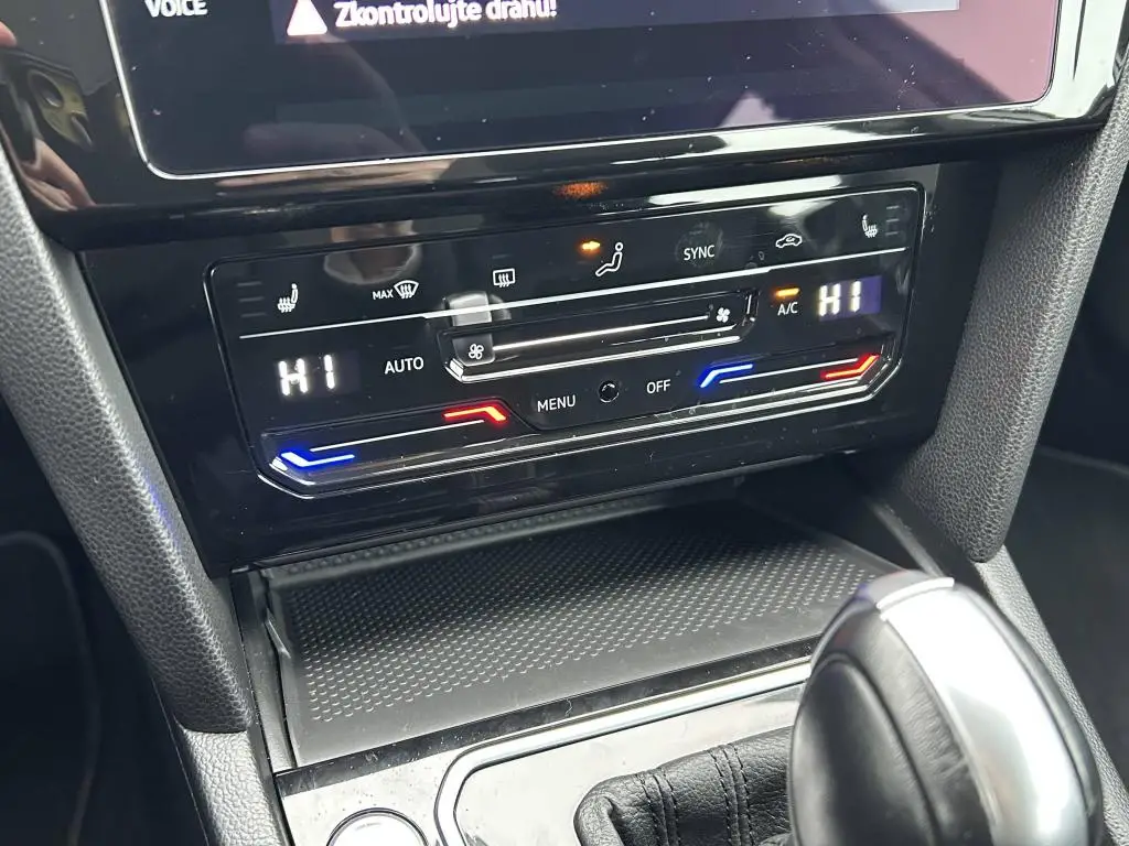 Volkswagen Passat Variant Elegance 7DSG 1,5TSi / 110kW