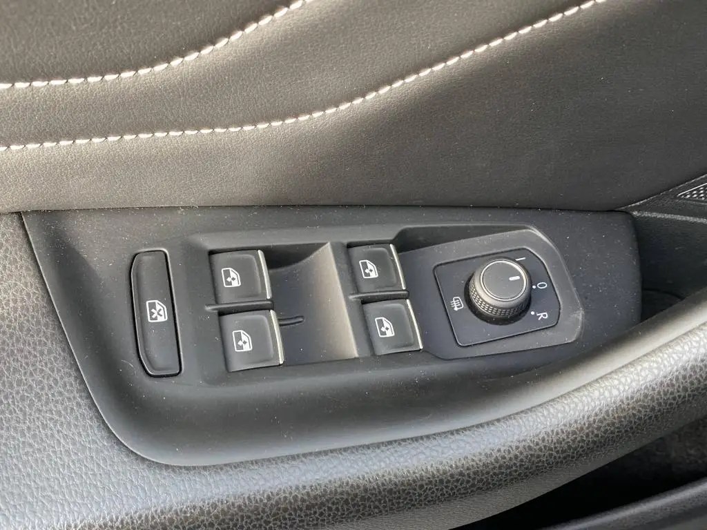 Volkswagen Passat Variant Elegance 7DSG 1,5TSi / 110kW