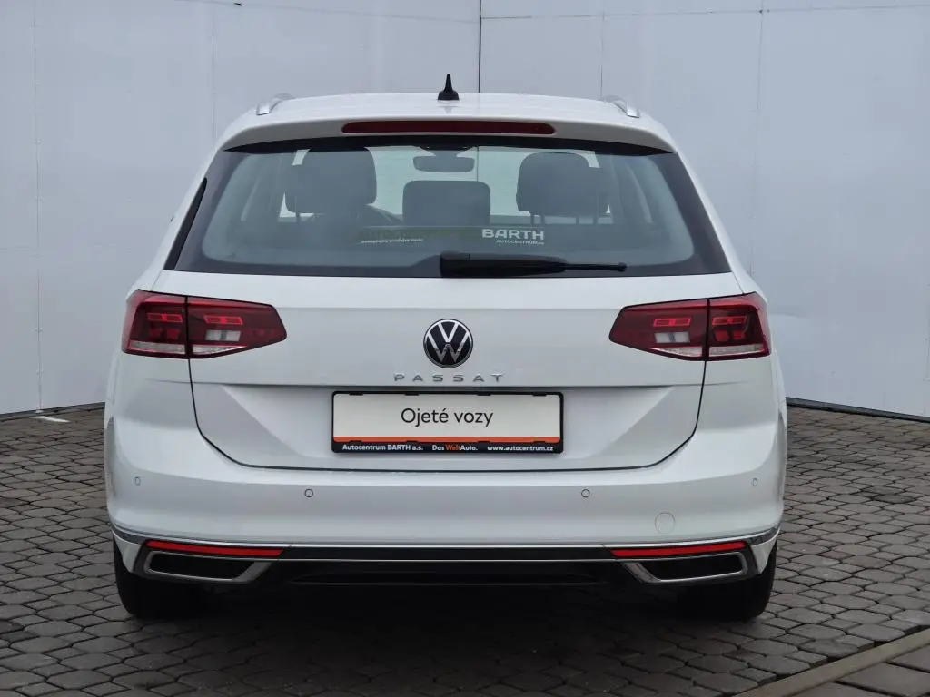 Volkswagen Passat Variant Elegance 7DSG 1,5TSi / 110kW